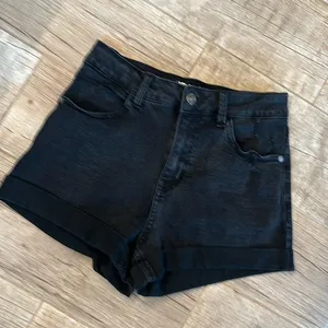 Rewash black denim cuffed shorts thumbnail 1