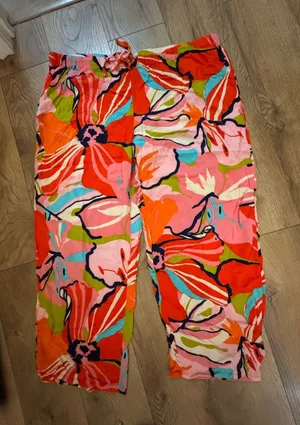 Natori floral pants thumbnail 1