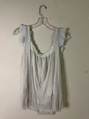 Women’s White Ruffled Sleeveless Peplum Tunic thumbnail 3