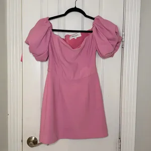 ELLIATT Gia Off the Shoulder Mini Dress in Sugarpink thumbnail 3