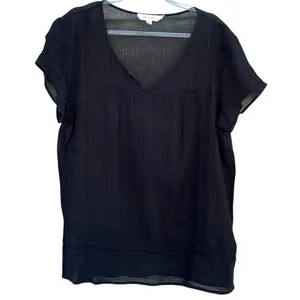 Vince Camuto Short Sleeve Top, Tunic Blouse Womens Size Medium Black thumbnail 1