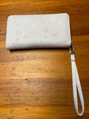 Betsey Johnson Pale Pink Snowflake Wristlet Clutch thumbnail 2