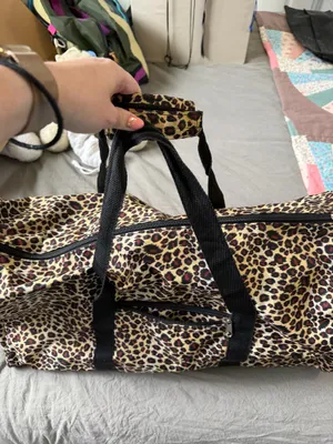 Leopard Print Travel Tote Bag - Black & Tan thumbnail 7