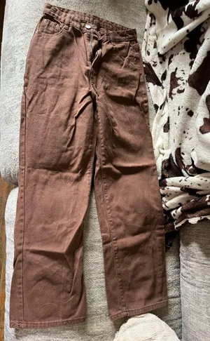 Brown Straight Leg Jeans thumbnail 1