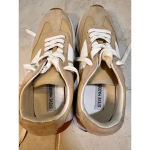 Steve Madden Escapade Tan White‎ Jogger Sneakers Womens 10M ESCP01S1 thumbnail 3