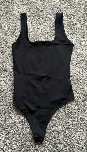 Abercrombie & Fitch Black Scoop Neck Bodysuit thumbnail 1