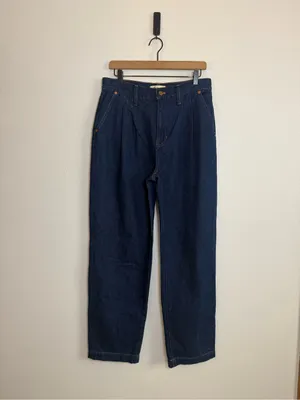 Madewell Baggy Straight Jeans in Woodham‎ Wash: Pleated Edition thumbnail 2