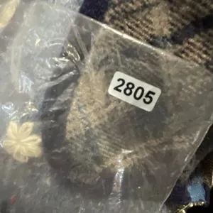 Victoria Jones size PM knitted winter holiday theme vest. thumbnail 8