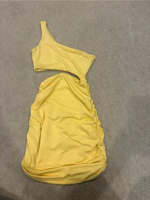 SHEIN Yellow One-Shoulder Cutout Ruched Mini Dress thumbnail 2
