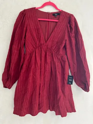 Lulus Wine Red V-Neck‎ Puff Sleeve Babydoll Mini Dress Textured Small NWT thumbnail 1