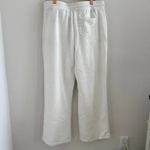 NWT True Religion HS Straight Leg Winter White Sweatpants XL thumbnail 2