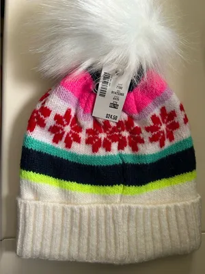 Aeropostale Women’s Knit Winter White Pom Pom Hat NWT thumbnail 1