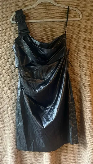 As U Wish Black One-Shoulder Shimmer Cocktail Dress thumbnail 1
