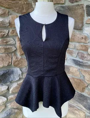 Monteau Black Peplum Textured Sleeveless Top thumbnail 1