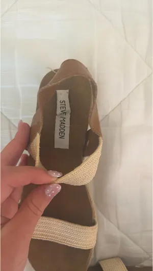 Steve Madden Sandals Platform thumbnail 4