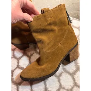 Sam Edelman Suede Ankle Boots in Chestnut thumbnail 11