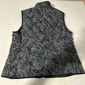 Croft & Barrow Womens Grey Blue Abstract Floral Quilted Puffer Vest Size L 1345 thumbnail 5