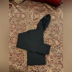Women’s Bella Seamless Brand Black Hoodie Size Small/ Medium thumbnail 4
