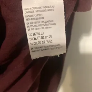 American Eagle Outfitters Soft & Sexy Women’s Small Wine Color Long Sleeve Top thumbnail 4