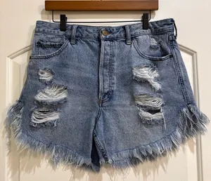 We The Free Distressed “Moon Child’ Distressed Cured Fray Hem Shorts. Size 30. thumbnail 1