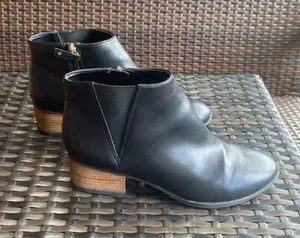 Dr. Scholl’s Tumbler Boots Womens size 8.5 thumbnail 1