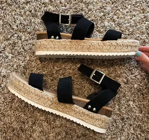 Soda Sandals thumbnail 1