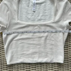 Alo Terry Beachside Short Sleeve Crop medium athleisure resort vacation chic thumbnail 6