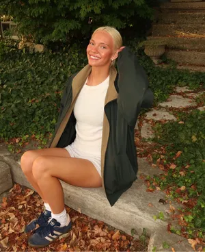 Green jacket thumbnail 1
