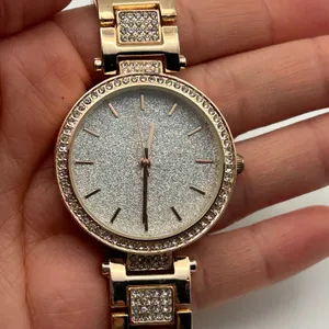Women’s Rose Gold Crystal Bezel Women’s Fashion Watch Working New Battery thumbnail 5
