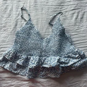 Billabong Top thumbnail 1