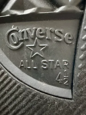 VINTAGE: Converse | Chuck Taylor All-Star high tops, Stars & Stripes. Size: 4.5/Men, 6.5/Women thumbnail 11