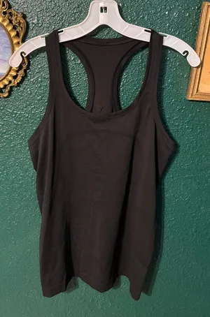 Lululemon Black Swiftly Tech Tank Top Sz 8 thumbnail 1