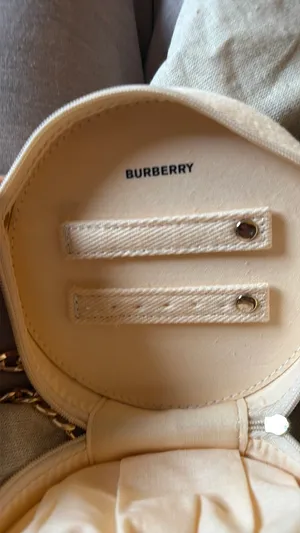 Burberry Cosmetic pouch or purse  thumbnail 4