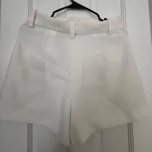 ZARA Shorts thumbnail 2