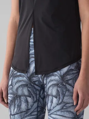 Lululemon Turn About Tank (Two Ways to Wear) thumbnail 5