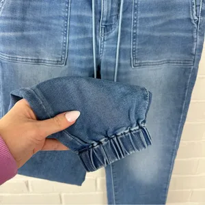 American Eagle Soft Knit Denim Jogger Jeans Size 4 thumbnail 7