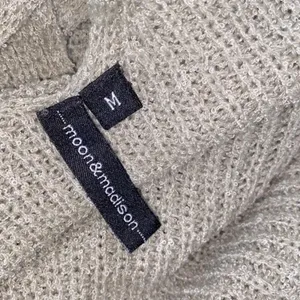 Moon & Madison green knit sweater top size medium thumbnail 3