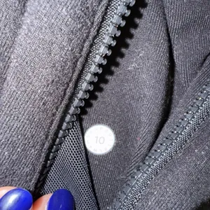 Lululemon Define Jacket Womens Size 10 Black Excellent Luon Zip Up Workout Layer thumbnail 2