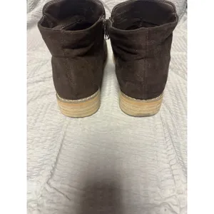 Cisco Kid Bootie Size 10 Dark‎ Brown Suede 1 Inch Heel. Womens. thumbnail 3