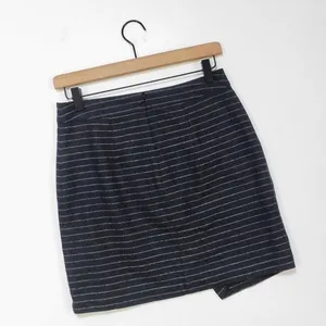MADEWELL Wool Gray‎ Striped Mini Skirt Academia Collegiate Faux Wrap Size 4 thumbnail 6