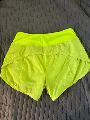 athletic shorts Green Size M thumbnail 3