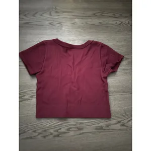 Garage Burgundy Ribbed V-Neck Seamless Crop Top Short Sleeve M/M 100081533 thumbnail 3