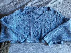 Cropped Blue Sweater Size M thumbnail 1