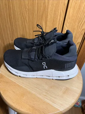On Running Black Athletic Sneakers with White Soles thumbnail 2