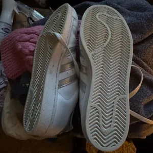 Adidas Tennis Shoes thumbnail 3