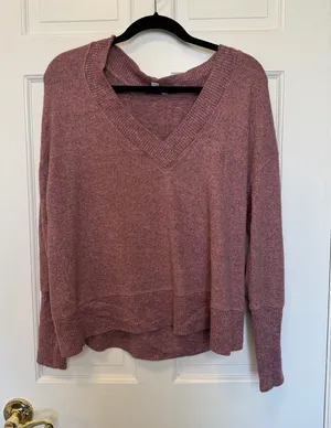 Evereve Soft Knit Sweater V Neck Pullover‎ Cozy Lightweight Casual Size Medium thumbnail 1
