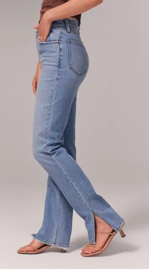 Abercrombie The 90s Straight Ultra High-Rise thumbnail 1