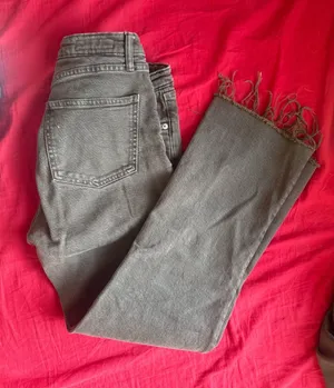 Zara Women's Straight-Leg Charcoal Jeans with Frayed Hem thumbnail 1