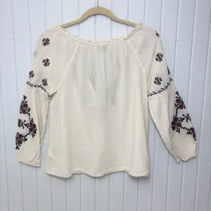 American‎ Eagle Outfitters Cream Embroidered Blouse Size S thumbnail 4