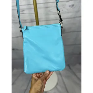 Coach Tourmaline Turquoise Teal Blue Leather Swingpack Crossbody Shoulder Bag thumbnail 4